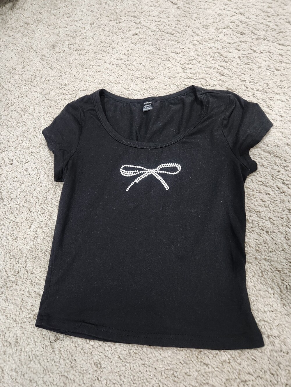 SHEIN Black Short Sleeve Tee with Rhinestone Bow